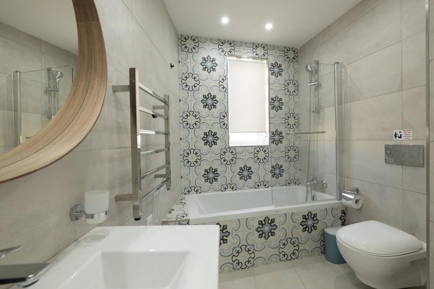 Ivory Suite Seafront With Views!- Fl 15 By Homely Σεντ Πόλς Μπέι Εξωτερικό φωτογραφία