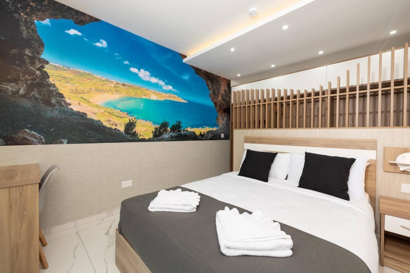 Ivory Suite Seafront With Views!- Fl 15 By Homely Σεντ Πόλς Μπέι Εξωτερικό φωτογραφία
